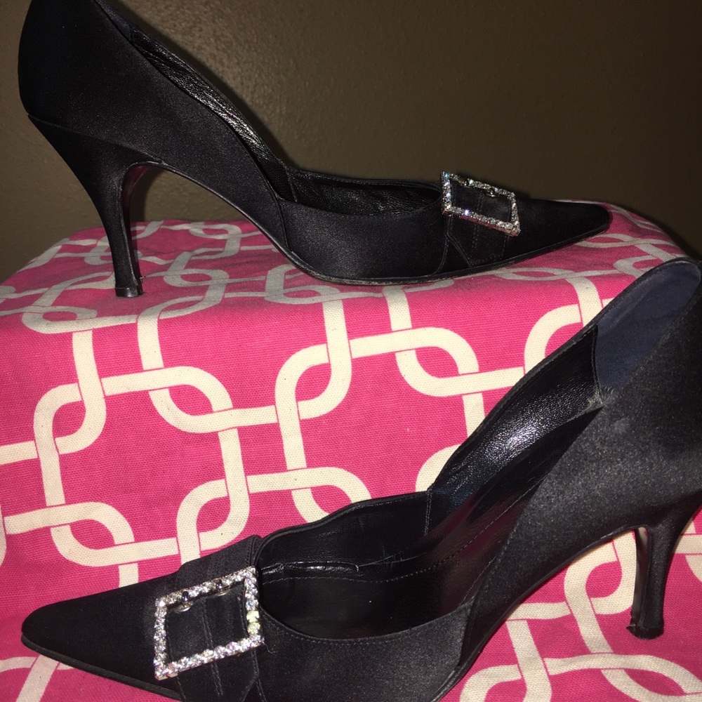 Heels - Picture 3 of 6